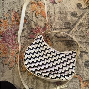 Draper James Black and White Crossbody Bag with Chevron Pattern and Thick Strap